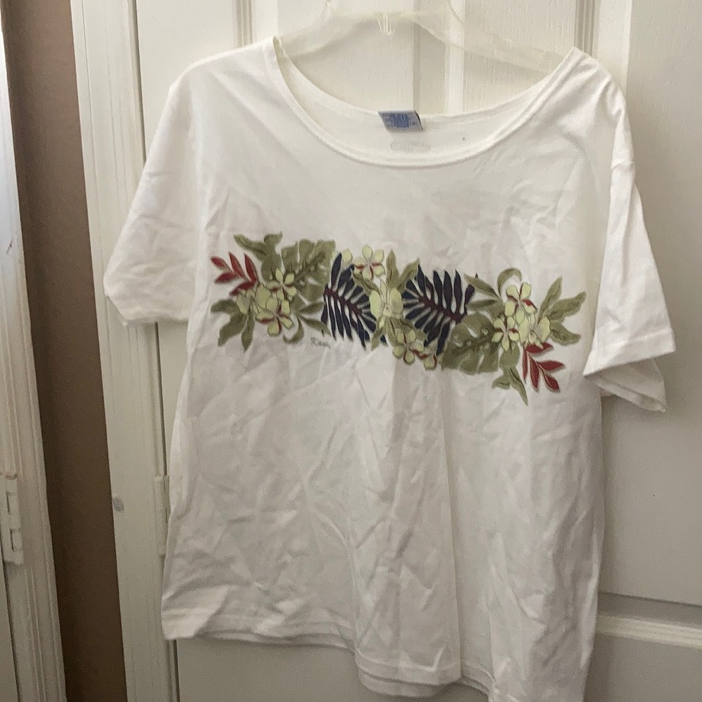 FINAL MARKDOWN Crazy shirt ladies tee large